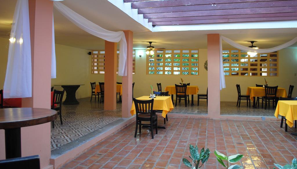 Hotel Imperial Cap-Haitien Ngoại thất bức ảnh
