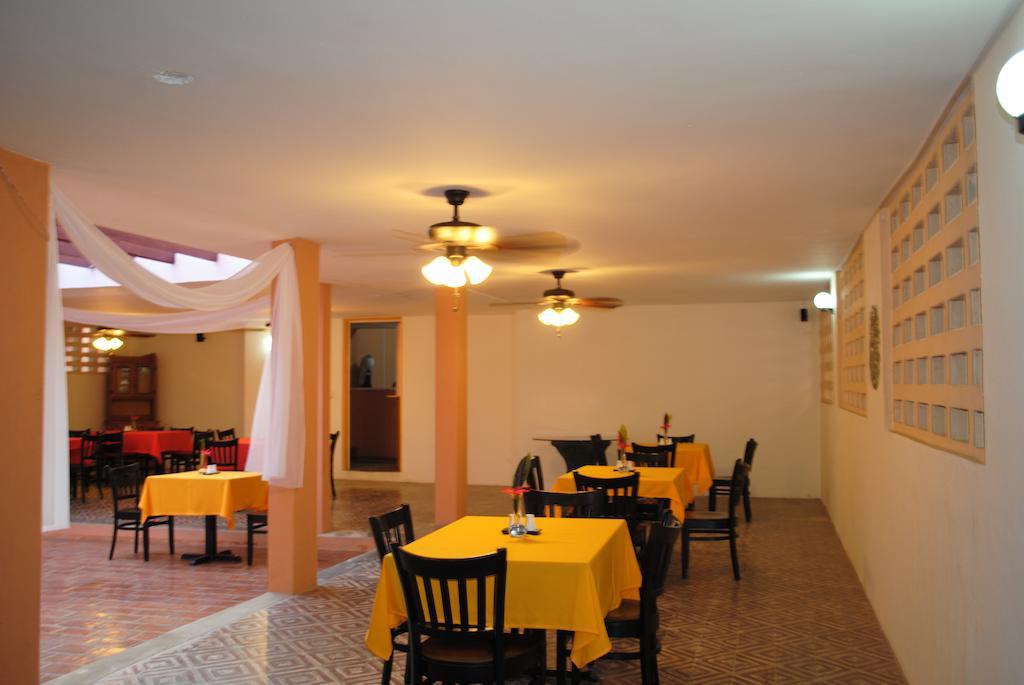 Hotel Imperial Cap-Haitien Ngoại thất bức ảnh