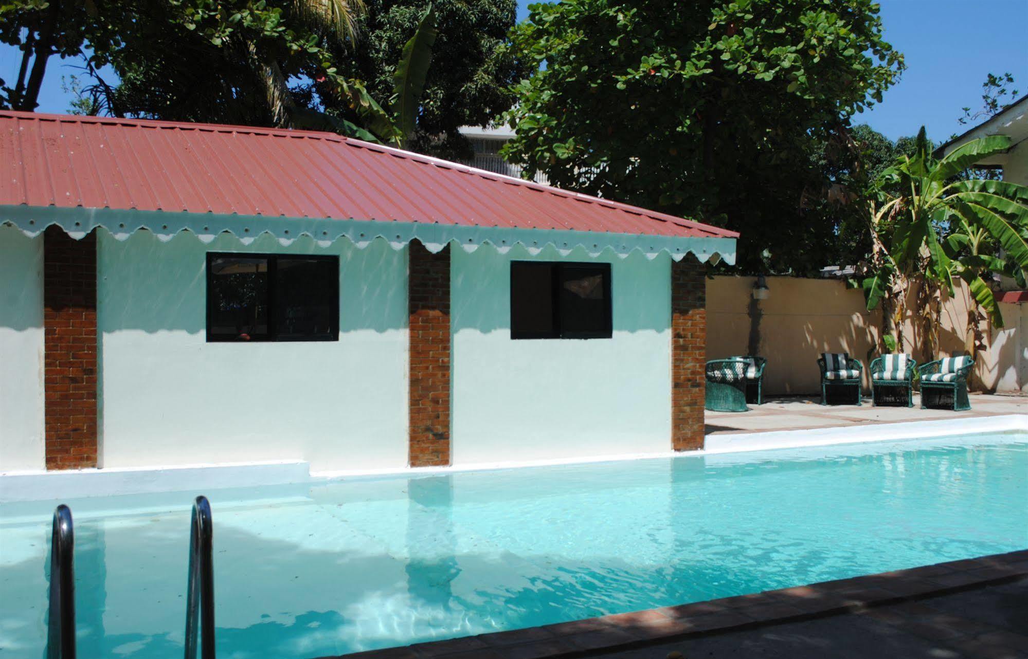 Hotel Imperial Cap-Haitien Ngoại thất bức ảnh